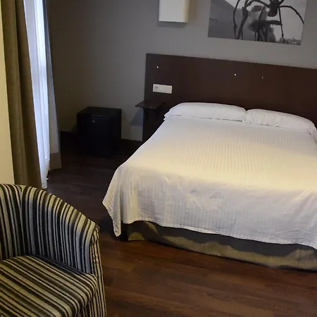 Sirimiri Hotel 3*
