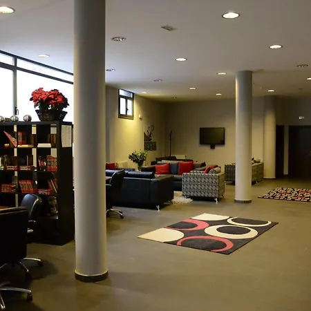 Silken Sirimiri Szálloda 3*