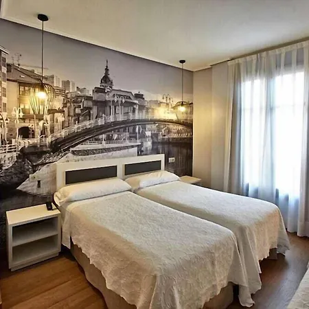 Szálloda Silken Sirimiri 3*