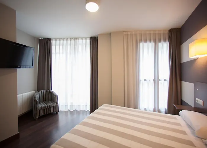 Silken Sirimiri 3* בילבאו