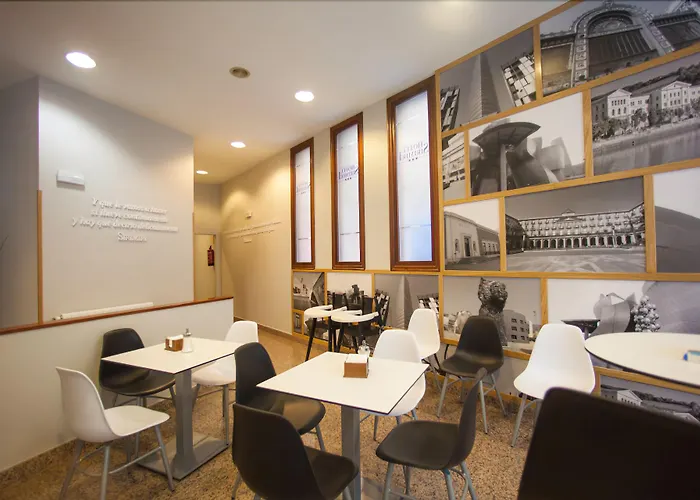 מלון Silken Sirimiri 3*